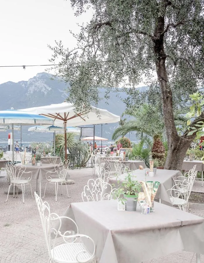 Albergo Bellavista Limone sul Garda 3*,